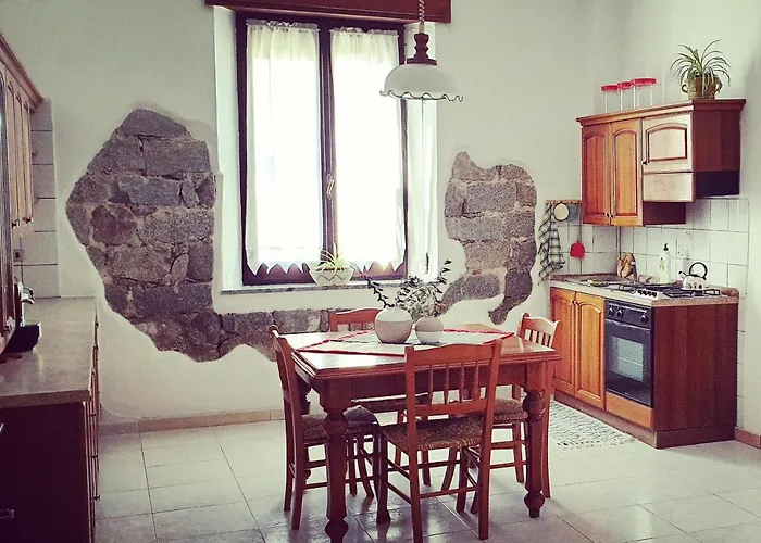 別荘 Tranquillita E Comodita A Due Passi Dal Centro トルトリ